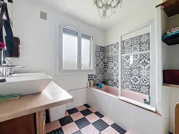 Maison 5 pièces - 120m² - Dépendances à Chameyrat - Calme et vue campagne