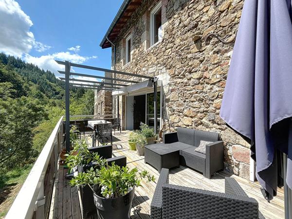 EXCLUSIVITE !  Maison Yssingeaux  de plus de 150 m2 a  5 minutes de l axe 88