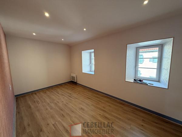 Appartement rénové 3 pièces Saint Flour