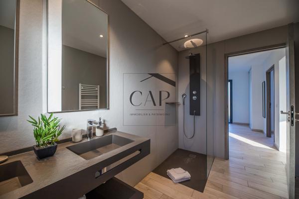 Lecci (20137) Ensemble de 5 villas T4 de luxe meublées & leurs piscines - Domaine privé - Investissement Premium 5* en bord