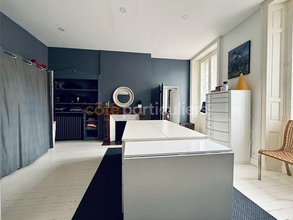 Vente
                Maison380 m² - 10 Pièces -
                    SAINT LO (50000)
