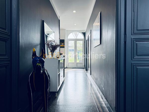 Vente
                Maison380 m² - 10 Pièces -
                    SAINT LO (50000)