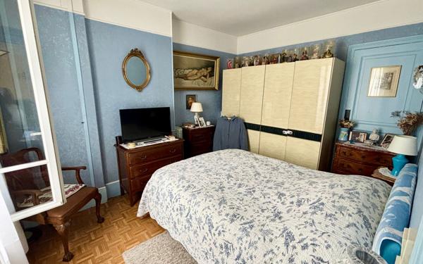 Appartement à vendre    2 pièces • 39,50 m2 Paris 17