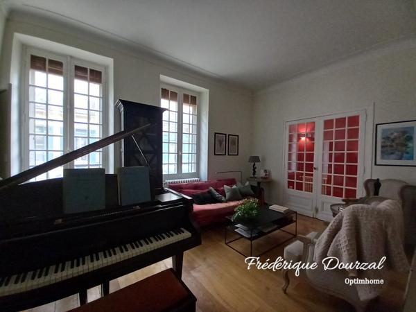 Bordeaux Chartrons, Maison de charme avec jardin, à 2 pas du Jardin Public