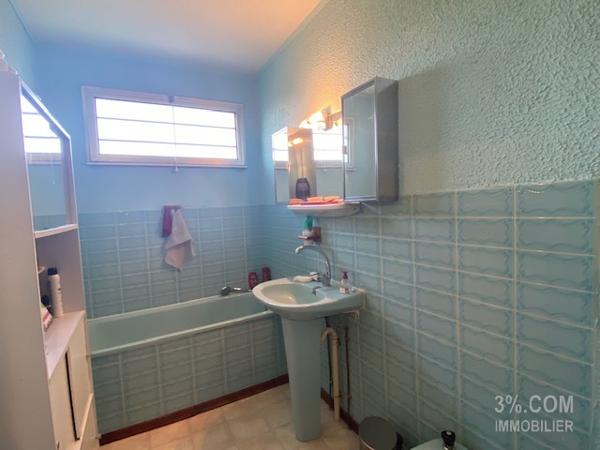 3%.COM Maison de plain pied avec 3 chambres sur terrain de 9.93 ares Bossendorf (67270)