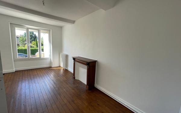 Maison à louer    3 pièces • 82 m2 Bénouville