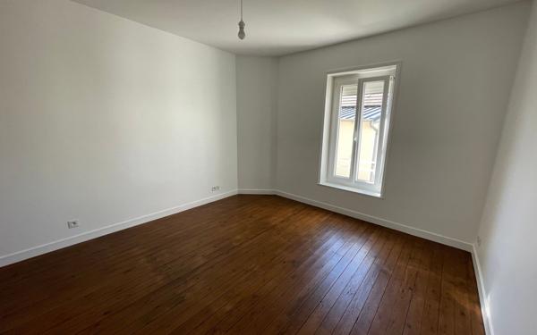 Maison à louer    3 pièces • 82 m2 Bénouville