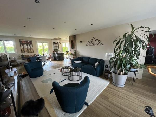 Maison à vendre 490 000 € Saint-Jean 6 p 141 m² DPE B