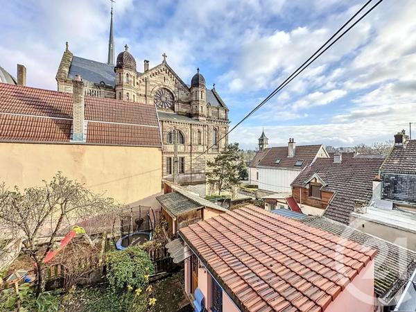 Immeuble à vendre  133,41 m 2   SELONCOURT  - 25