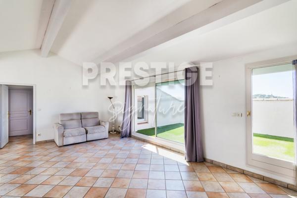 Appartement 3 pièce(s) 2 chambre(s) 94 m²