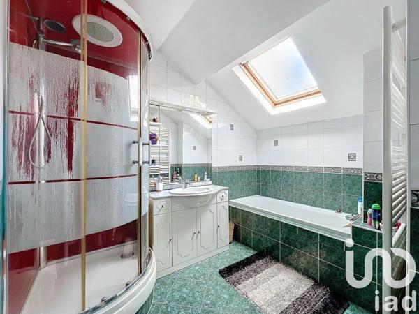 Maison traditionnelle 6 pièces de 130 m² à Bonneuil-sur-Marne (94380)