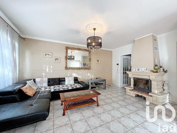 Maison traditionnelle 6 pièces de 130 m² à Bonneuil-sur-Marne (94380)