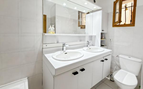 Maison à vendre    5 pièces • 146,50 m2 Nice