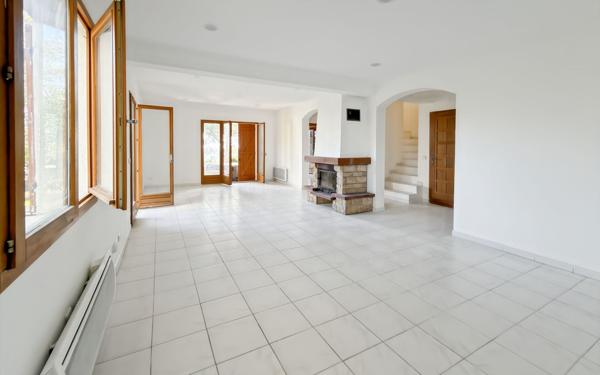 Maison à vendre    5 pièces • 146,50 m2 Nice