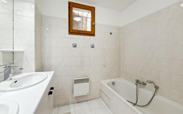 Maison à vendre    5 pièces • 146,50 m2 Nice