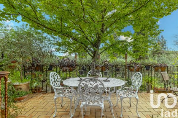 Maison traditionnelle 6 pièces de 190 m² à Mouans-Sartoux (06370)