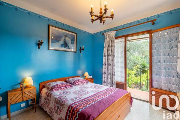 Maison traditionnelle 6 pièces de 190 m² à Mouans-Sartoux (06370)