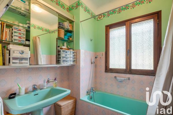 Maison traditionnelle 6 pièces de 190 m² à Mouans-Sartoux (06370)