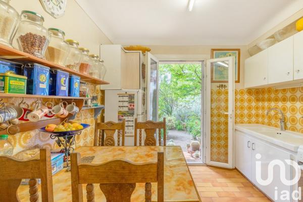 Maison traditionnelle 6 pièces de 190 m² à Mouans-Sartoux (06370)