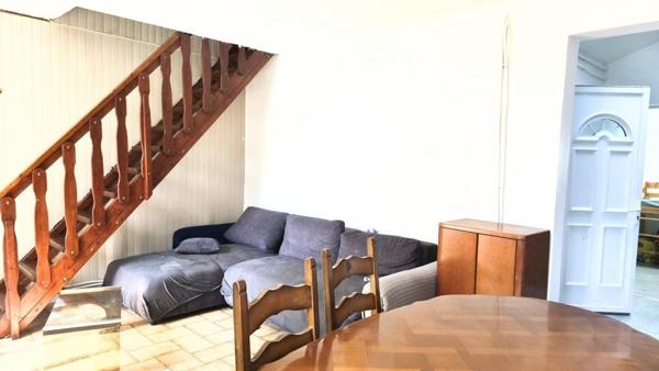 A Clichy-sous-Bois 93390   Maison de 63 m², 4 pièces , terrain 240 m2