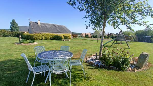 Plain poied sur 2900m² de terrain, hors lotissement