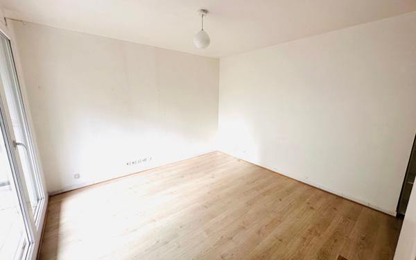 Appartement à vendre    2 pièces • 33,58 m2 Rosny-sous-Bois