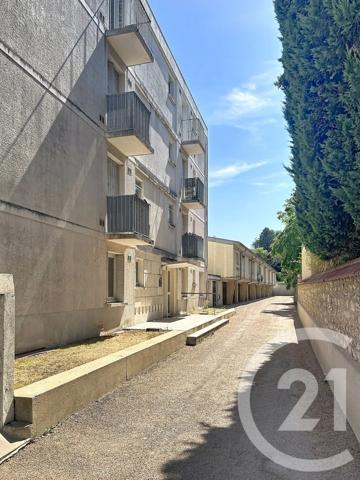 Appartement F2 à vendre  2 pièces - 52 m 2   MIGENNES  - 89