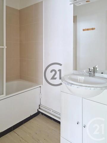 Appartement F2 à vendre  2 pièces - 52 m 2   MIGENNES  - 89