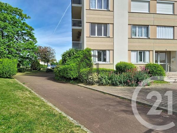 Appartement F2 à vendre  2 pièces - 52 m 2   MIGENNES  - 89
