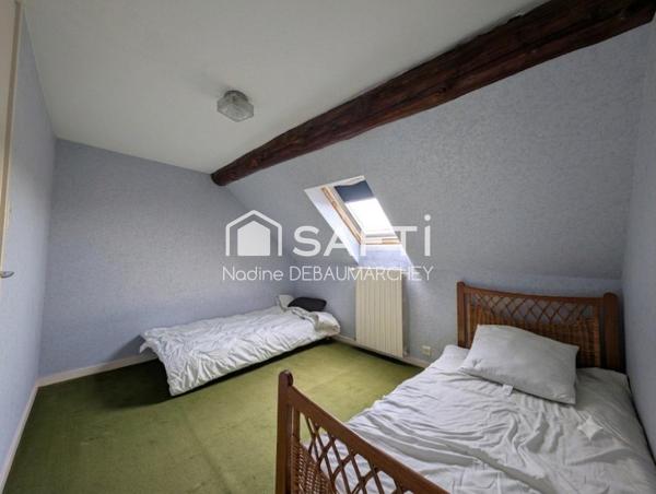 Maison en pierre de 150 m² au cœur de Charolles, idéale pour famille ou profession libérale