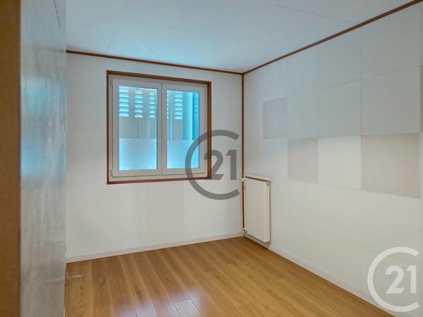 Appartement F5 à vendre  5 pièces - 83,53 m 2   AUXERRE  - 89