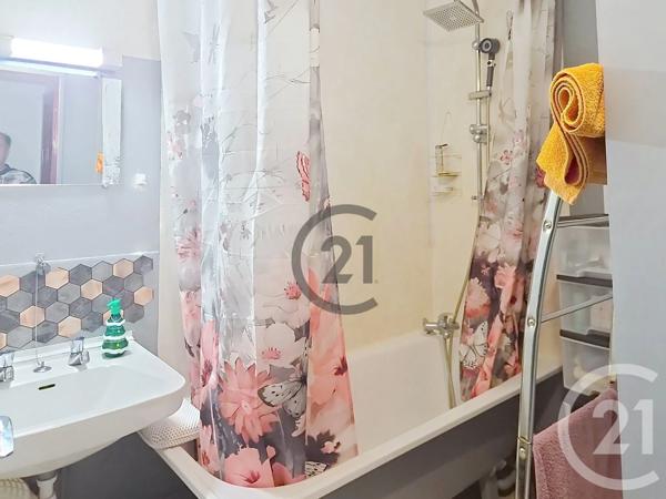 Appartement F5 à vendre  5 pièces - 83,53 m 2   AUXERRE  - 89