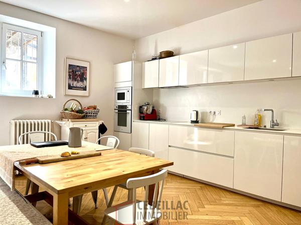 Appartement 3 pièce(s) 2 chambre(s) 119.06 m²