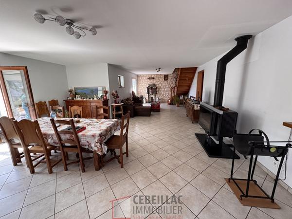 Maison 7 pièce(s) 4 chambre(s) 140 m²