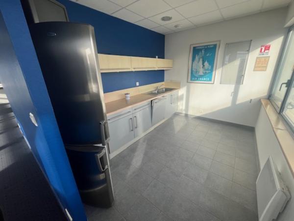 BUREAUX A LOUER A BREST PORT DE COMMERCE