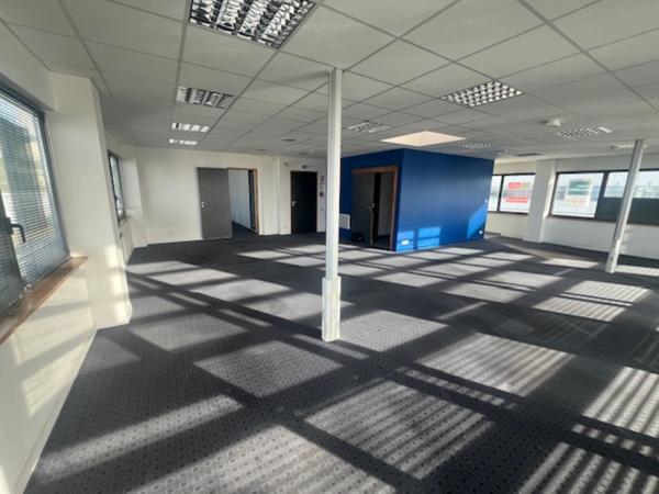 BUREAUX A LOUER A BREST PORT DE COMMERCE