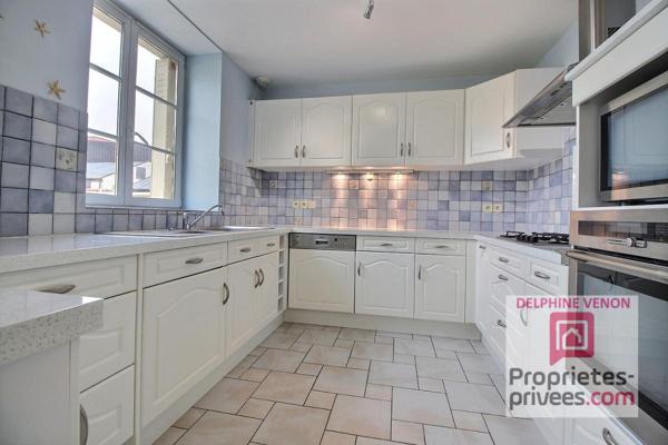 Exclusivité - Appartement  T3  en rez de jardin avec terrasse, cave et parking dans le centre ville de Châteauneuf Sur Loire