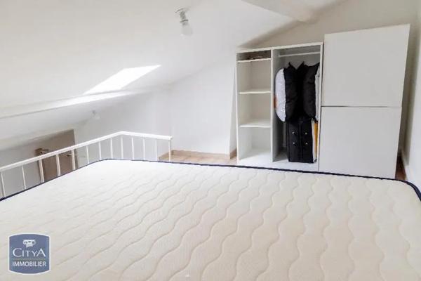 Appartement à louer 1 pièce 12.93m² Riom (63200)