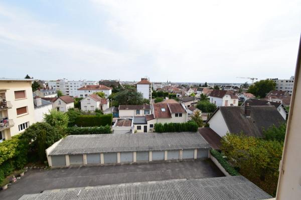 Appartement à vendre T 4 DIJON (21) quartier Montchapet / les perrieres 3 chambres avec balcon et cave