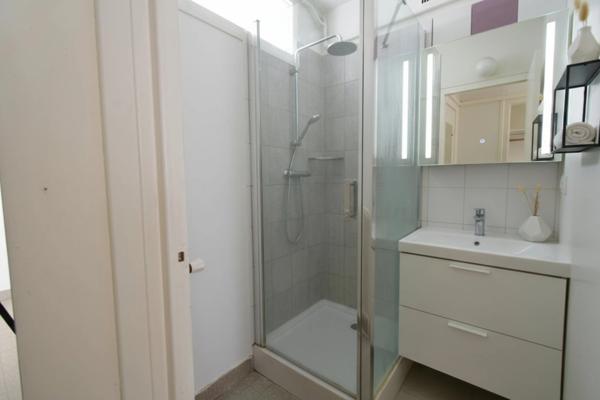Appartement à vendre T 4 DIJON (21) quartier Montchapet / les perrieres 3 chambres avec balcon et cave