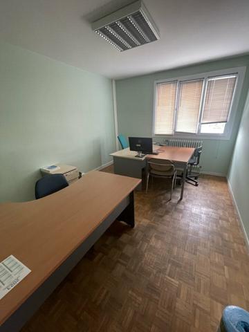 BUREAUX location à NIORT 79000