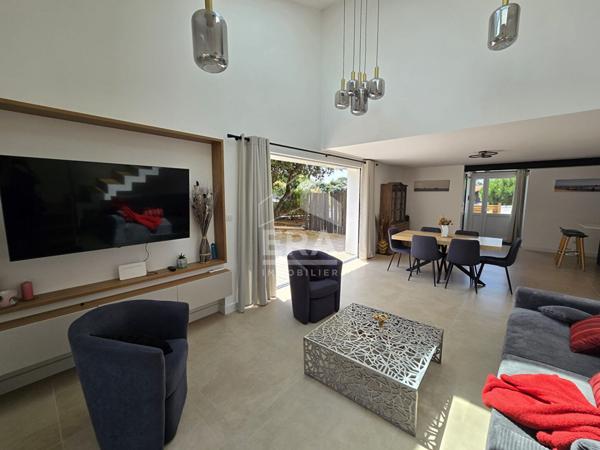 Maison de Prestige à Vendre à Gujan Mestras - La Hume