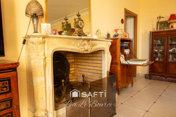 Manoir d’exception de1863 au cœur d’un parc de 2,9 hectares.