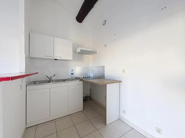 A VENDRE SERIGNAN (34) - Appartement T2 - Dernier étage