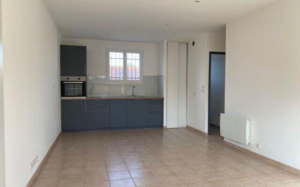 Appartement à louer    2 pièces •  Le Thor