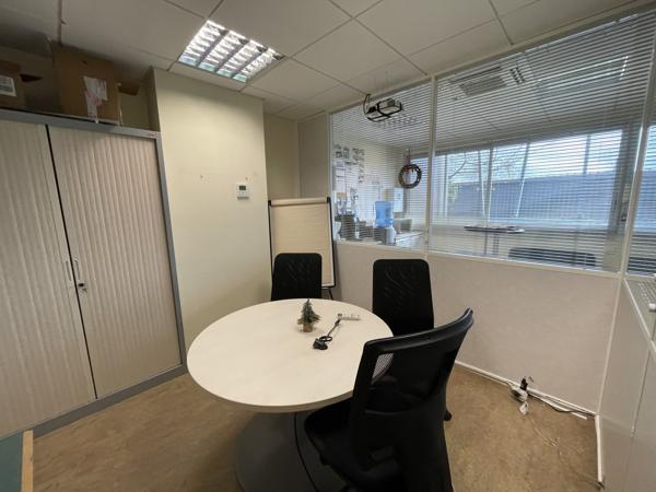 Bureaux à louer à Rezé espace divisible avec climatisation et parking