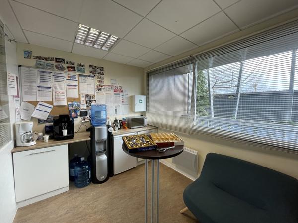 Bureaux à louer à Rezé espace divisible avec climatisation et parking