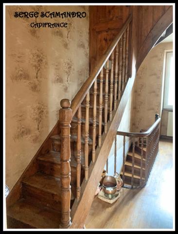 Dpt Gers (32), à vendre MASSEUBE maison de 4 chambres - salon - séjour et cour intérieure