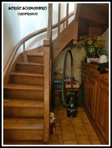 Dpt Gers (32), à vendre MASSEUBE maison de 4 chambres - salon - séjour et cour intérieure