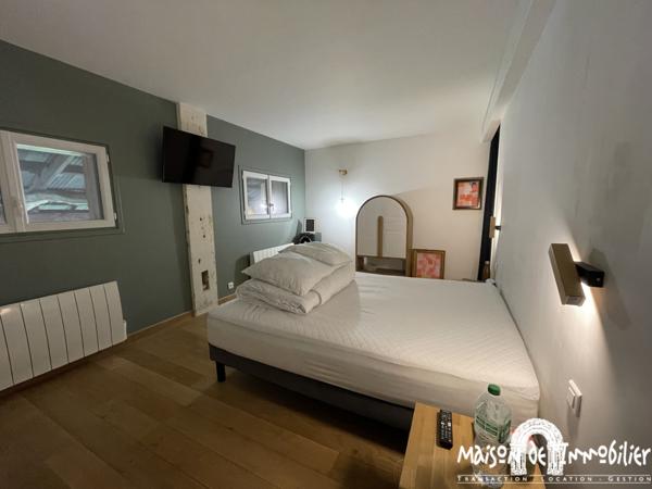 Vente Charmante Maison de village - 5 pièces - 152m² - Jardin et grande terrasse - BOURG CHARENTE